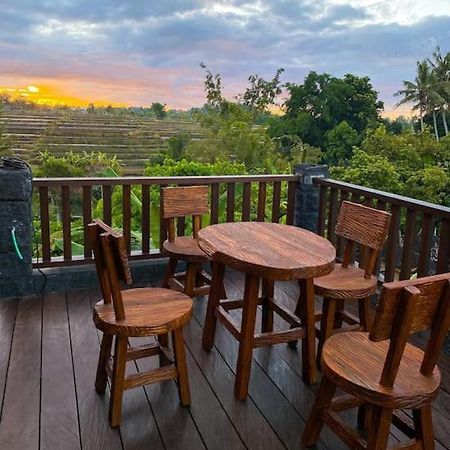Tori Klumpu, 3 Bedroom Artistic Villa, Dual Views Near Ubud Badung  Exterior photo