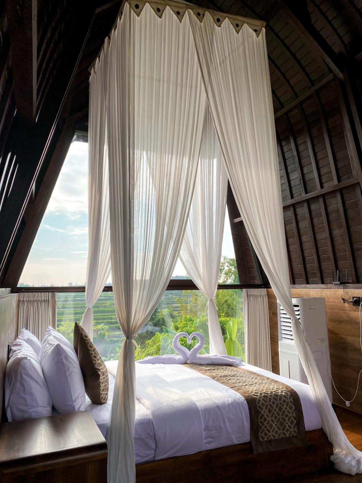 Tori Klumpu, 3 Bedroom Artistic Villa, Dual Views Near Ubud Badung  Exterior photo