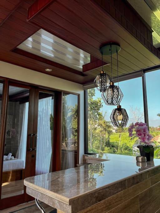 Tori Klumpu, 3 Bedroom Artistic Villa, Dual Views Near Ubud Badung  Exterior photo