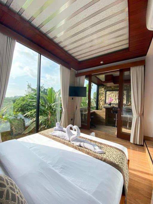 Tori Klumpu, 3 Bedroom Artistic Villa, Dual Views Near Ubud Badung  Exterior photo